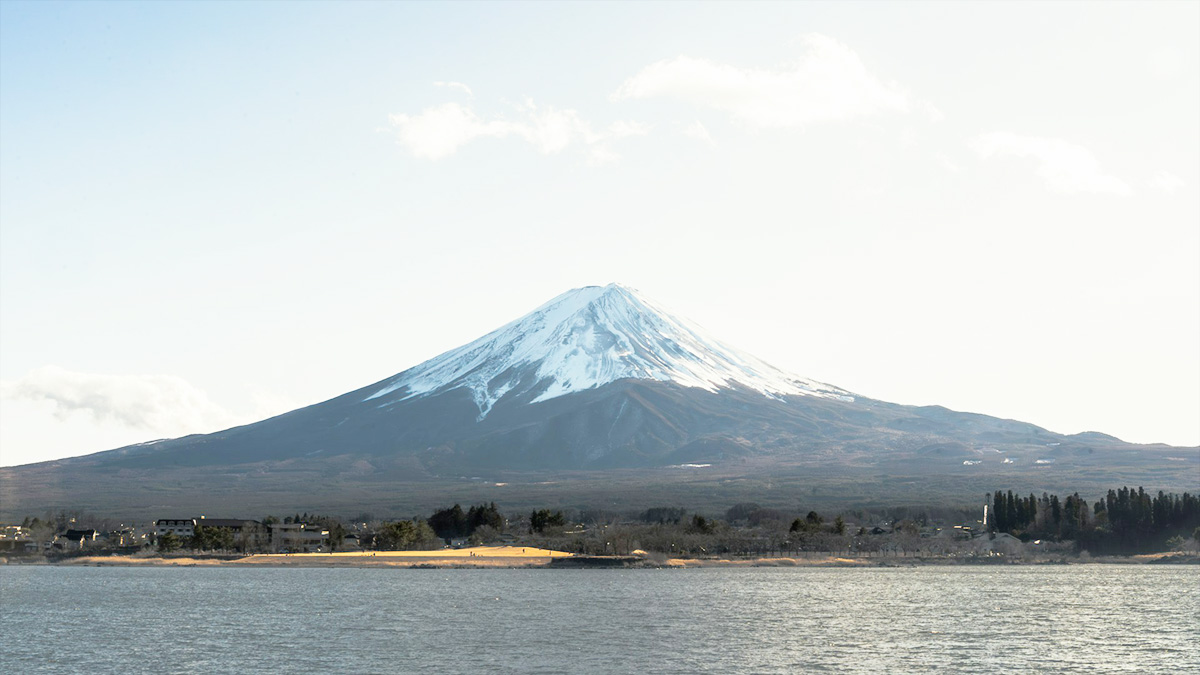 2025年版｜日本国内ノマドという選択肢：都市・自然・温泉地で働く新しい暮らし方